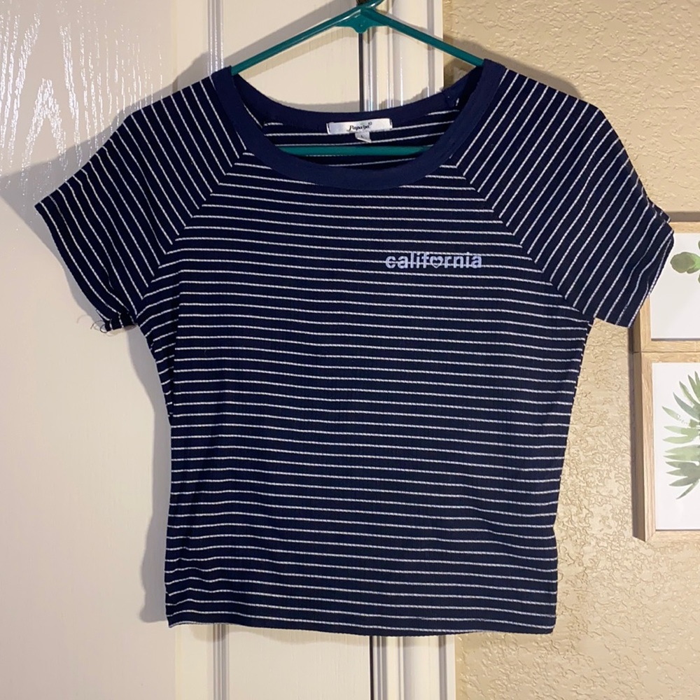 California navy blue striped crop top!!💙🤍